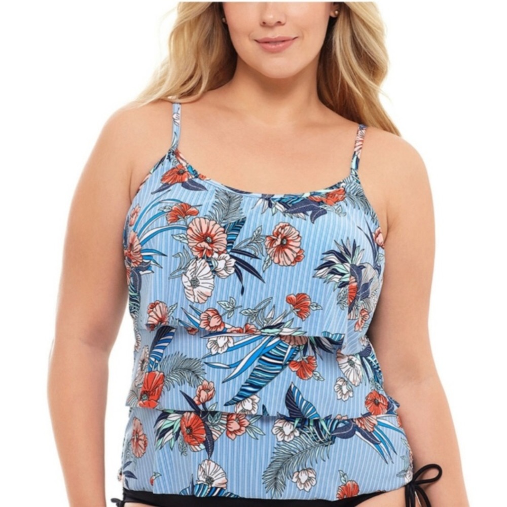NWT! St. John’s Bay Swim Top 24W floral